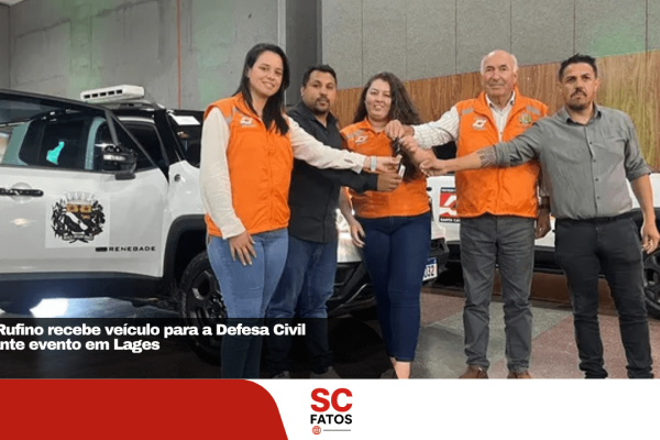 Rio Rufino recebe veículo para a Defesa Civil durante evento em Lages