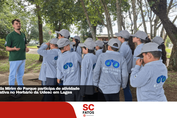 Guarda Mirim do Parque participa de atividade educativa no Herbário da Udesc em Lages