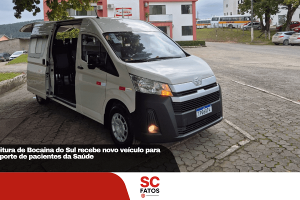 Prefeitura de Bocaina do Sul recebe novo veículo para transporte de pacientes da Saúde