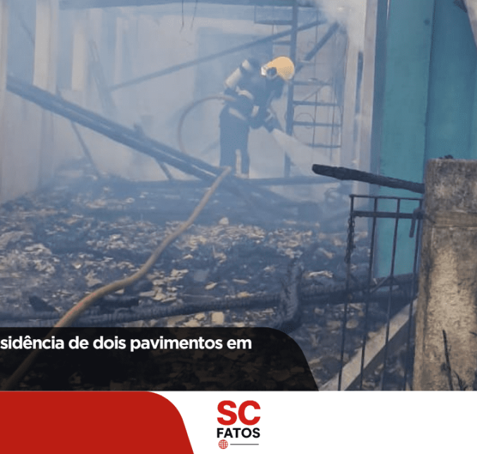 Incêndio atinge residência de dois pavimentos em Palmeira
