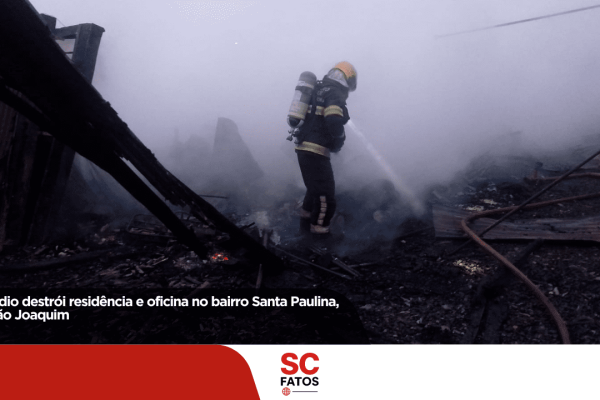 Incêndio destrói residência e oficina no bairro Santa Paulina, em São Joaquim