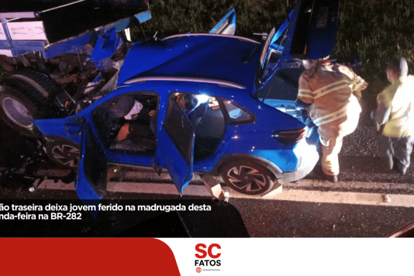 Colisão traseira deixa jovem ferido na madrugada desta segunda-feira na BR-282