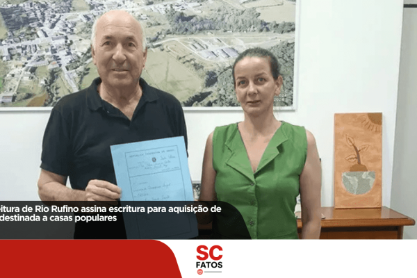 Prefeitura de Rio Rufino assina escritura para aquisição de área destinada a casas populares