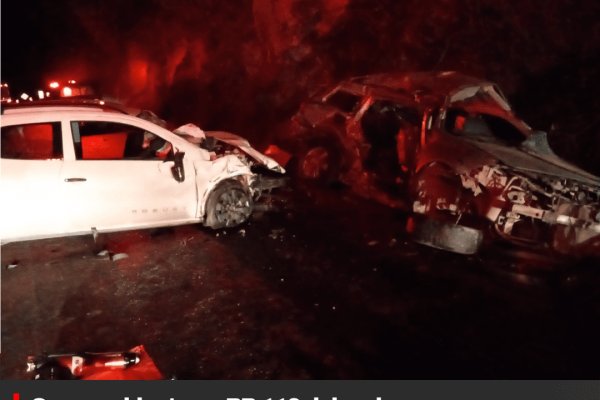 Grave acidente na BR-116 deixa duas pessoas mortas e três feridas em Ponte Alta