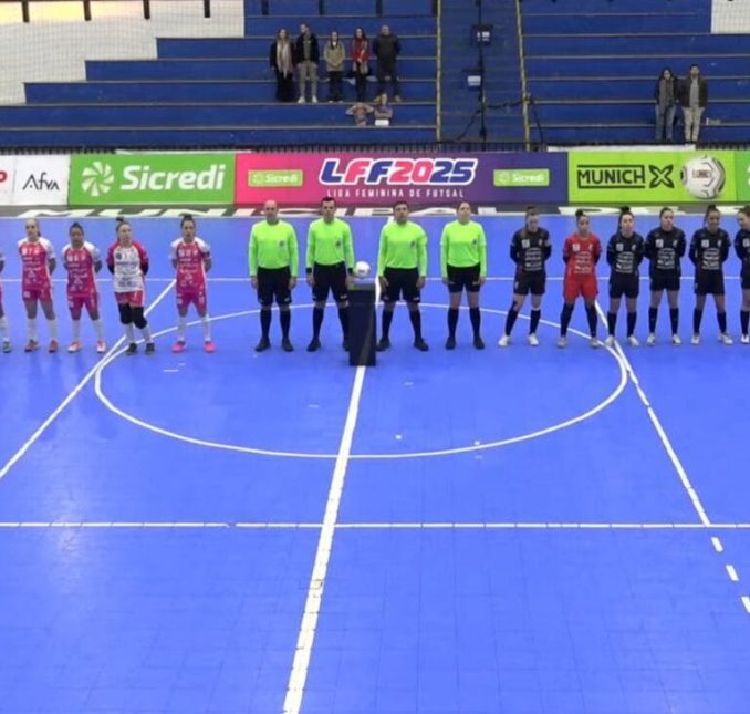 Leoas da Serra garantem o 3º lugar na primeira fase da Liga Feminina de Futsal!