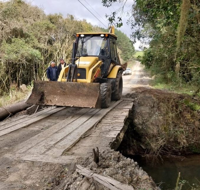 Ponte da estrada de Macacos está em reconstrução!