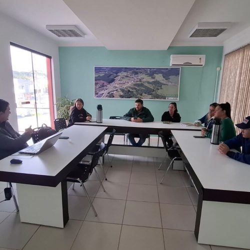 Bocaina do Sul fortalece parcerias com o SEBRAE em reunião de trabalho!