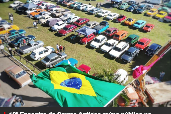 12º Encontro de Carros Antigos reúne público no Parque de Exposições