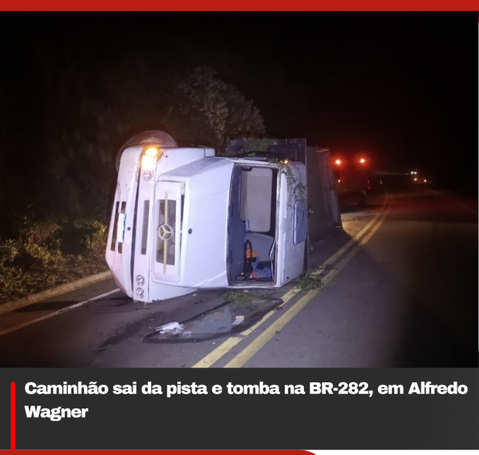 Caminhão sai da pista e tomba na BR-282, em Alfredo Wagner