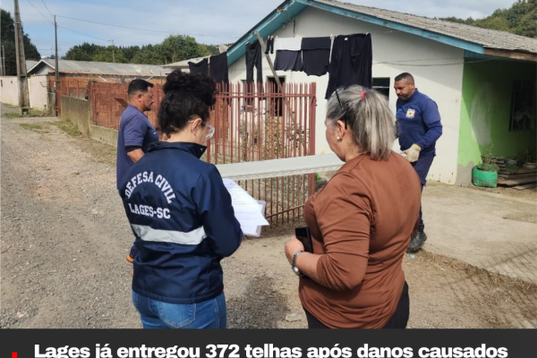 Lages já entregou 372 telhas após danos causados por chuva e granizo